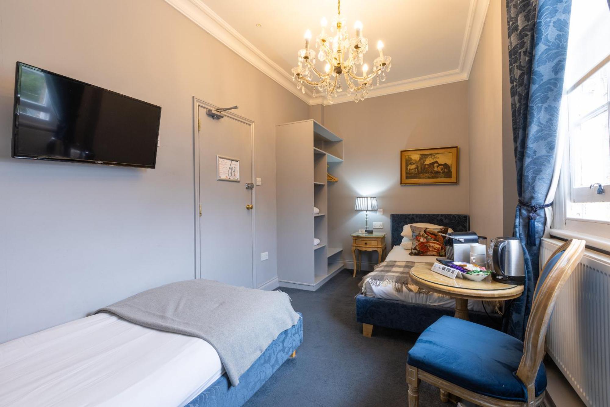Blue Boar Hotel Maldon Pokoj fotografie